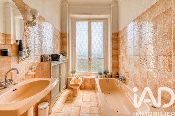 Maison à vendre 11 pièces 323 m² Dampmart
