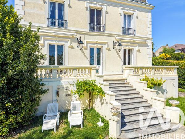 Maison à vendre 11 pièces 323 m² Dampmart