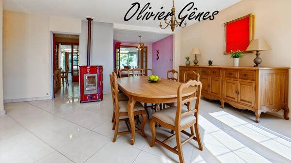 Maison individuelle - 7 pièces - 101 m² - 4 chambres - Bureau - Sous-sol et jardin