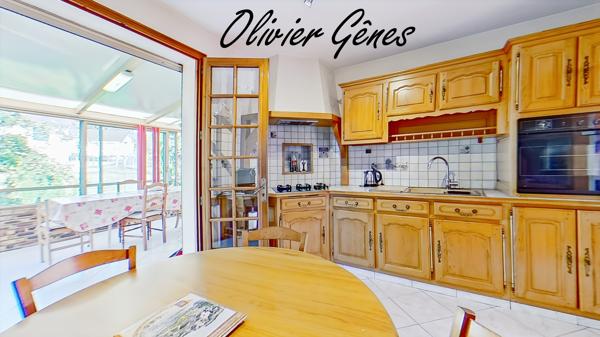 Maison individuelle - 7 pièces - 101 m² - 4 chambres - Bureau - Sous-sol et jardin