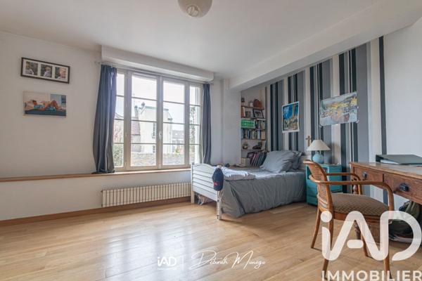 Maison à vendre 11 pièces 380 m² Mantes-la-Jolie