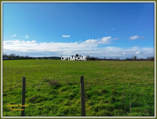 Ensemble immobilier en pierres – Idéal investisseur – À 5 minutes de Chalais
