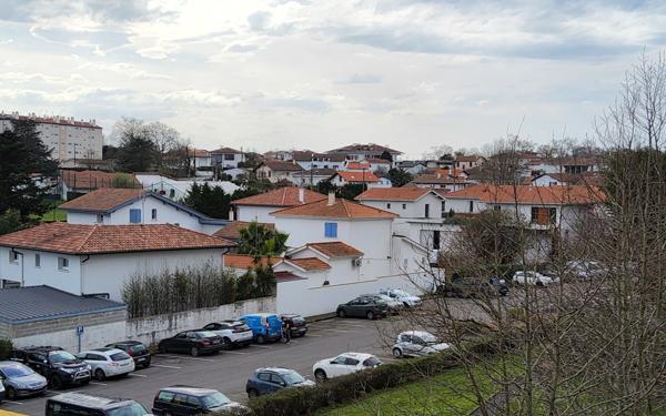 Appartement à vendre    1 pièce •  Anglet