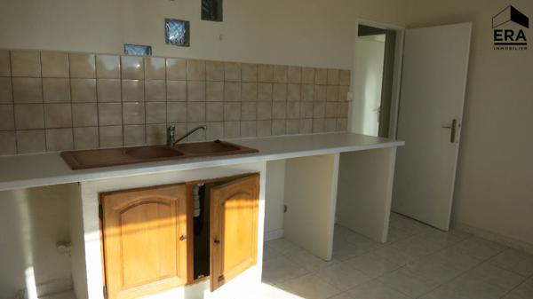 AIX EN PROVENCE - A LOUER - 2 PIECES PROCHE PLACE BELLEGARDE