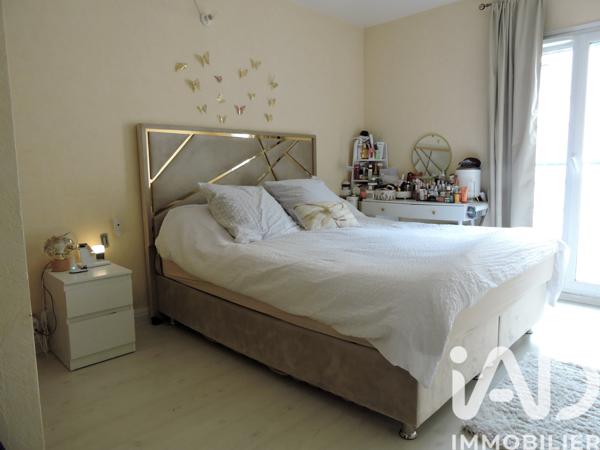 Appartement à vendre 4 pièces 76,93 m² Montigny-le-Bretonneux