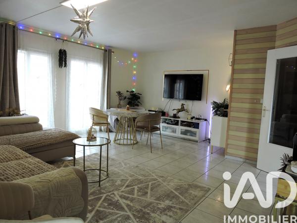 Appartement à vendre 4 pièces 76,93 m² Montigny-le-Bretonneux