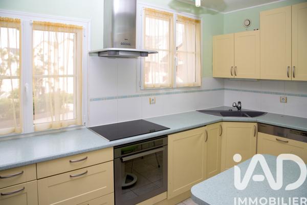 Appartement à vendre 4 pièces 76,93 m² Montigny-le-Bretonneux