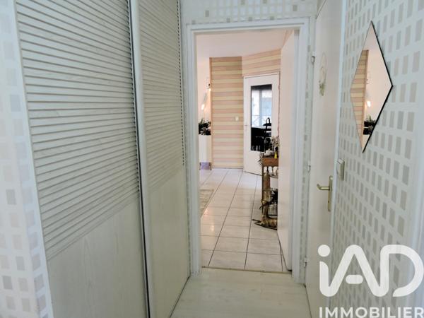 Appartement à vendre 4 pièces 76,93 m² Montigny-le-Bretonneux