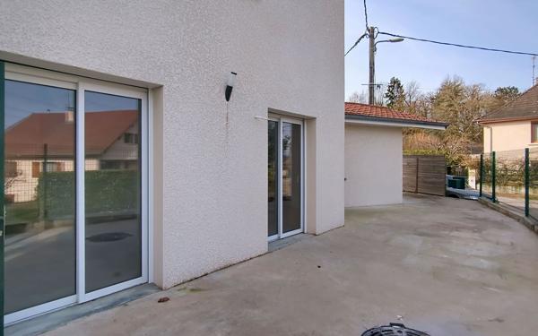 Appartement à louer    3 pièces •  Faverges-de-la-Tour