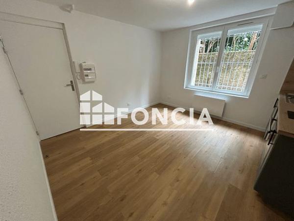Location Appartement 2 pièces 29.8 m² - 7 RUE D'ATHENES Valence 26000