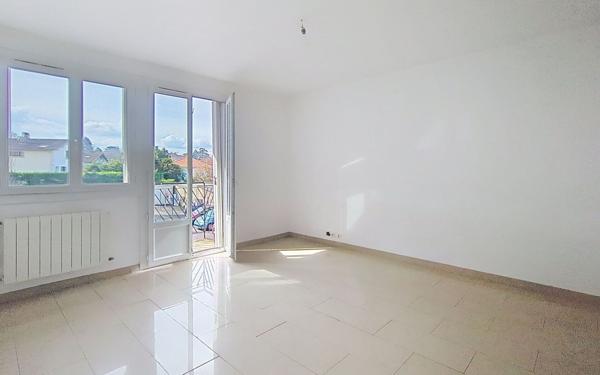 Appartement à vendre    3 pièces • 50,53 m2 Pau