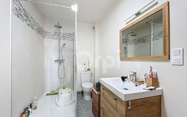 Appartement à vendre    3 pièces •  Clermont