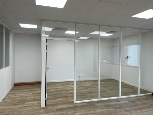 Local d'activites 227 m² à louer ORVAULT (réf : 44.018741)