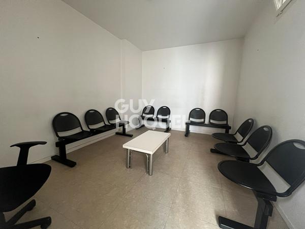 Bureaux 82m2 - Accès PMR - Place Jean Jaurès - ALBI