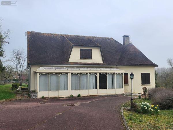 Maison individuelle à vendre à Plaimpied-Givaudins dans le Cher (18340), ref : LA/11