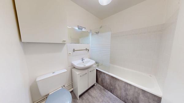 Appartement F2 - CAEN