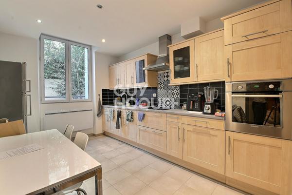 (Visite virtuelle) A vendre, appartement de type T1 bis de 36 m² avec cave, Lyon 3ème arrondissement (69003)