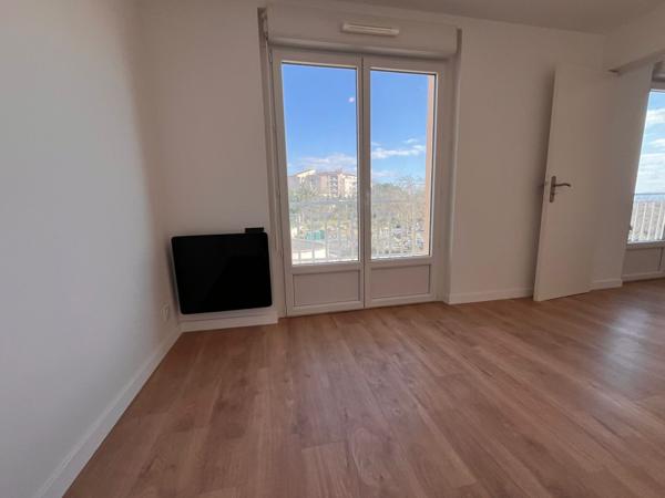 Appartement 70m2 rénové Proche Centre-Ville