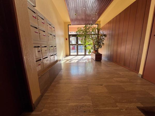 Appartement 70m2 rénové Proche Centre-Ville