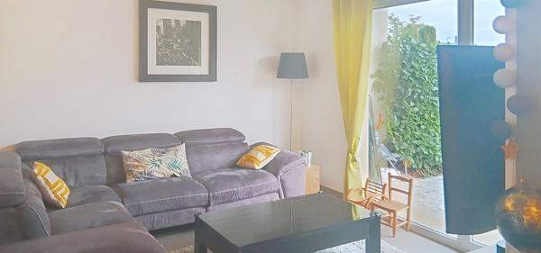 À vendre - Maison individuelle, 5 pièces située à MIONS (69780)