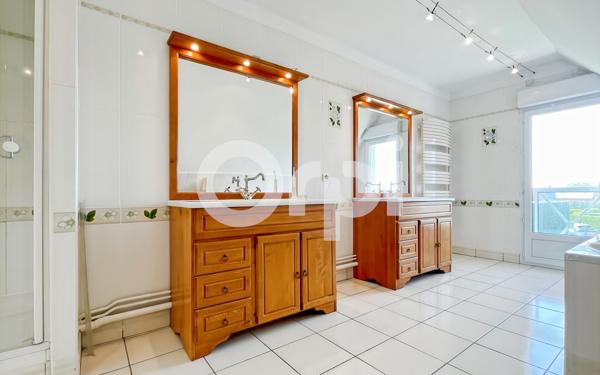 Maison à vendre    6 pièces • 161,66 m2 Gauville-la-Campagne