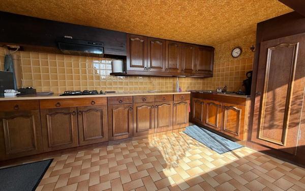 Maison à vendre    4 pièces • 64,47 m2 Villecresnes