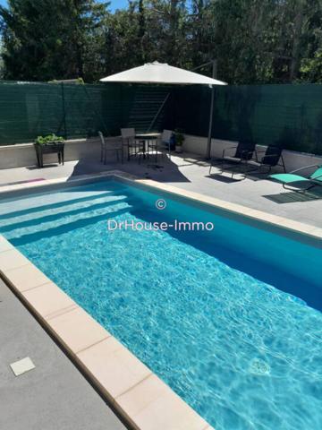 Maison à vendre 8 pièces de 230 m²