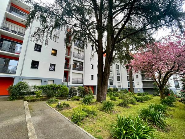 Appartement Nantes 3 pièce(s) 52.20 m2 - Proche gare