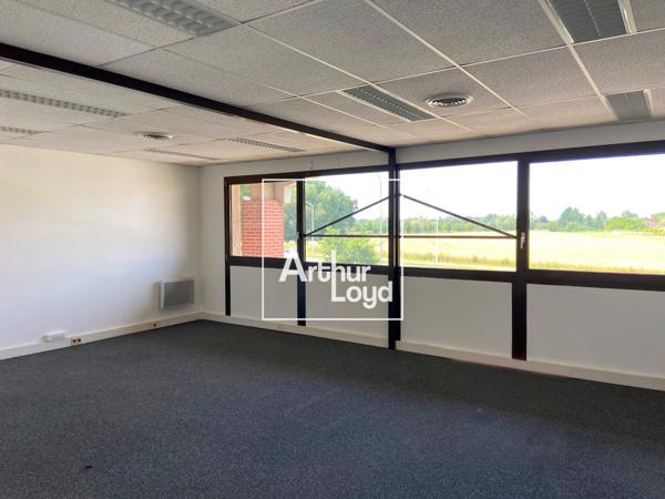 PLUSIEURS LOTS DE BUREAUX RÉNOVÉS - À LOUER - BALMA