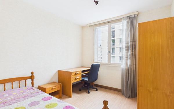 Appartement à vendre    4 pièces • 81,82 m2 Grenoble