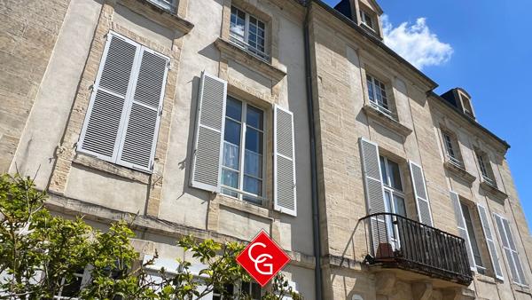 APPARTEMENT DANS UNE RÉSIDENCE SÉCURISÉE CENTRE-VILLE DE BAYEUX-CALVADOS-NORMANDIE-FRANCE