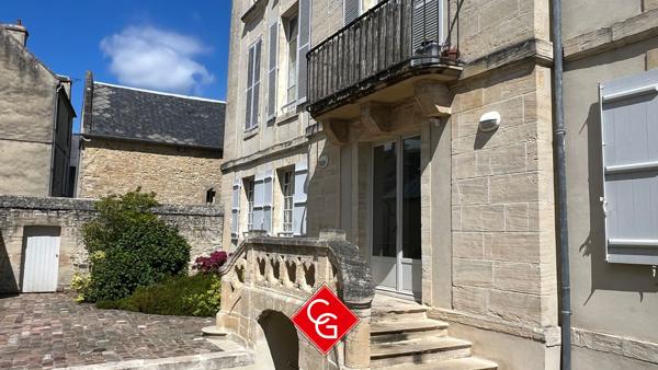 APPARTEMENT DANS UNE RÉSIDENCE SÉCURISÉE CENTRE-VILLE DE BAYEUX-CALVADOS-NORMANDIE-FRANCE