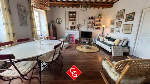 APPARTEMENT DANS UNE RÉSIDENCE SÉCURISÉE CENTRE-VILLE DE BAYEUX-CALVADOS-NORMANDIE-FRANCE