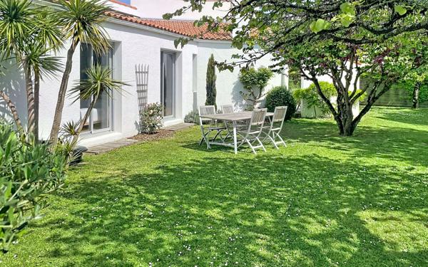 Maison à vendre    6 pièces •  Dompierre-sur-Mer