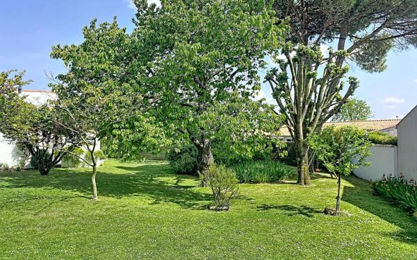 Maison à vendre    6 pièces •  Dompierre-sur-Mer