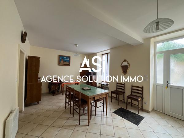 Maison de bourg de 110m² sur la commune de Hardanges - jardin - cave
