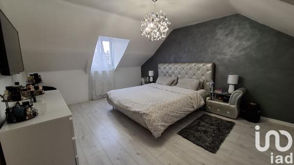 Maison de ville 4 pièces de 124 m² à Dreux (28100)