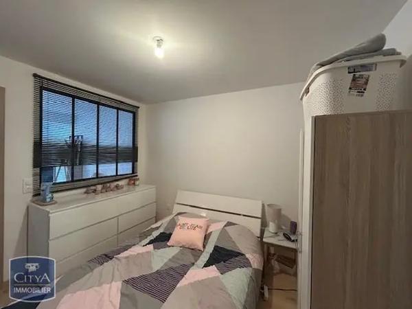 Appartement à louer 1 pièce 37.3m²