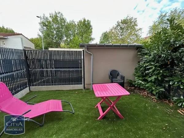 Appartement à louer 1 pièce 37.3m²