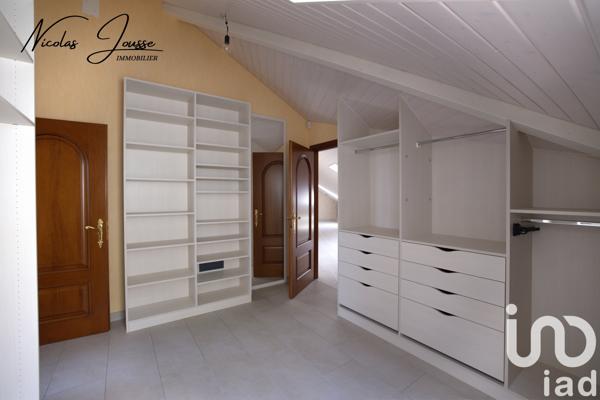 Maison à vendre 20 pièces 450 m² Gex