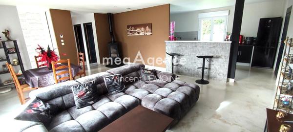 Maison à ISIGNY-LE-BUAT, 50540 - 6 pièces 127m²