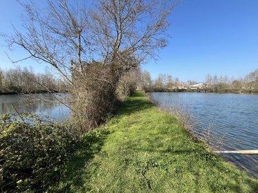 Terrain de loisirs - Bois - Etang à vendre à Connerré dans la Sarthe (72160), ref : 72033-426