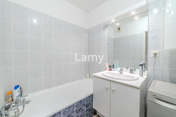 Appartement t2 avec garage et cave vendu loué