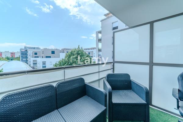 Appartement t2 avec garage et cave vendu loué