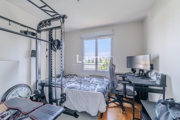 Appartement t2 avec garage et cave vendu loué