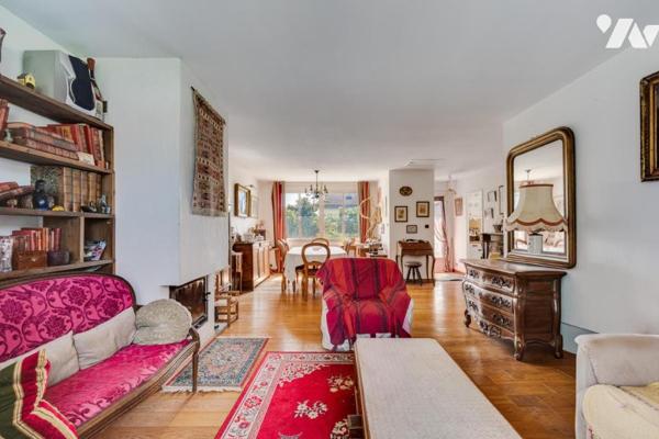 Petite maison à rénover au cœur du village