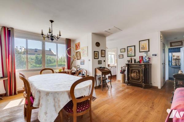 Petite maison à rénover au cœur du village
