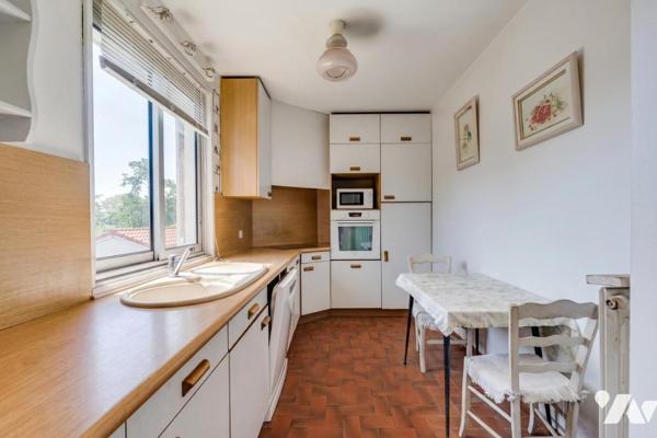Petite maison à rénover au cœur du village