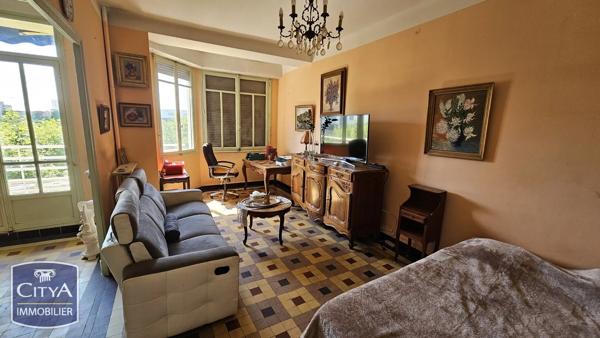 Appartement à vendre 5 pièces 100.56m² Toulon (83000)
