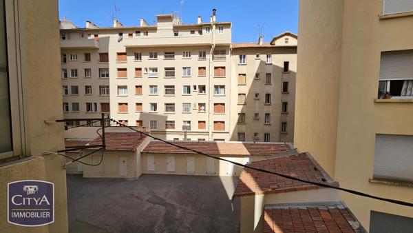 Appartement à vendre 5 pièces 100.56m² Toulon (83000)